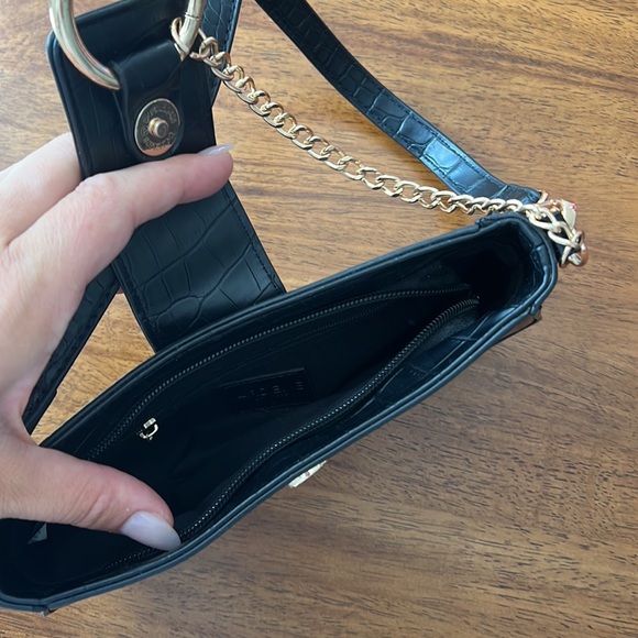 Black crocodile print bag - Picture 3 of 3